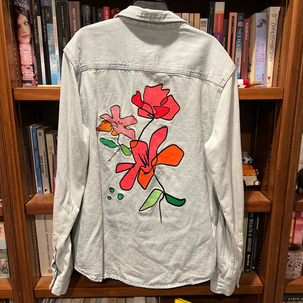 NWOT ZARA Unisex embroidered denim shirt jacket